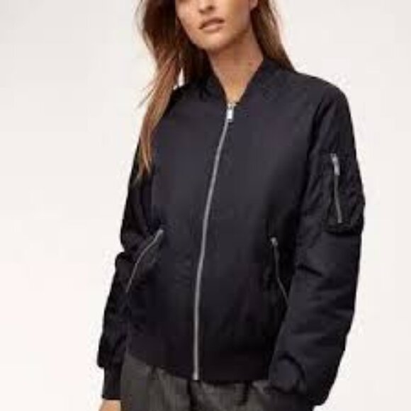 Aritzia  the Group Babaton Gilman zip black bomber  lined jacket size Medium - Picture 2 of 8